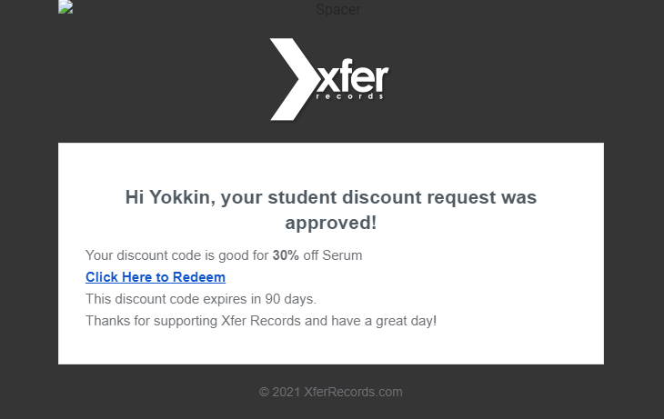 「Click Here to Redeem」をクリックして割引コードを取得できます。